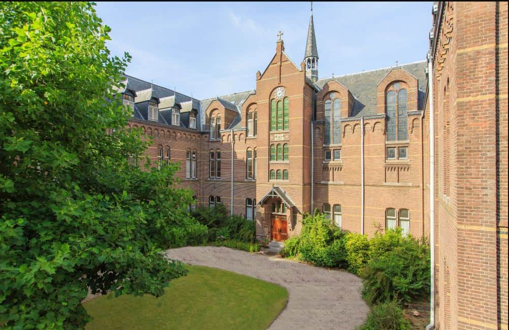 Bennebroek Castle Museum
